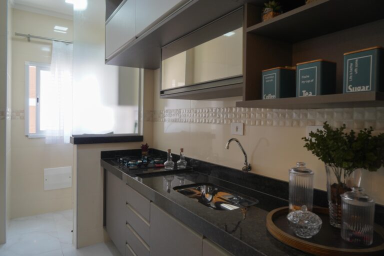 ad2724245fab0a7e8b0108e493a948ec